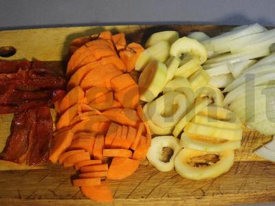 Kalakutų širdelės su daržovių garnyru Žingsnis 3