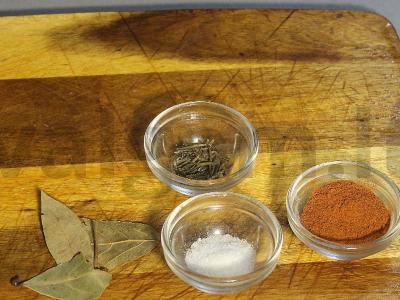 Kalakutų širdelės su daržovių garnyru Žingsnis 7