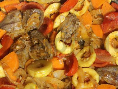 Kalakutų širdelės su daržovių garnyru Žingsnis 8