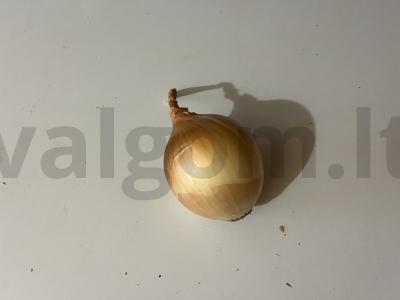 Marinuoti svogūnai maišelyje Žingsnis 1