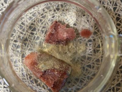 Braškinių-imbiro arbata Žingsnis 2