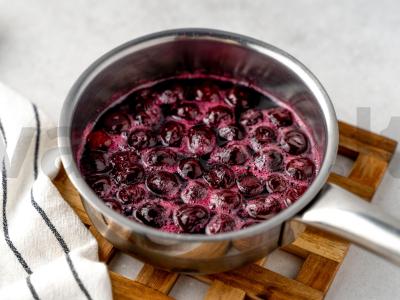 Uogienė „Vyšnia su šokoladu“ Žingsnis 1