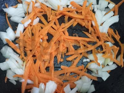 Basmati ryžiai su daržovėmis ir karališkais grybais Žingsnis 1