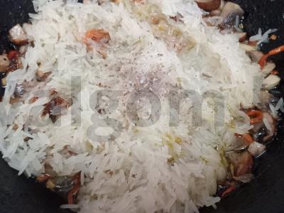 Basmati ryžiai su daržovėmis ir karališkais grybais Žingsnis 5