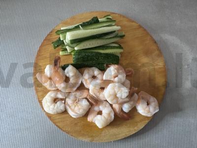 Kepti ritinėliai su krevetėmis Žingsnis 3