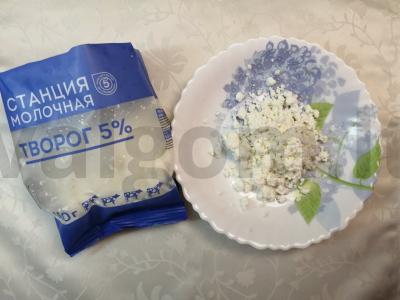 Kepamas pyragas su varškės-sūrio įdaru Žingsnis 1