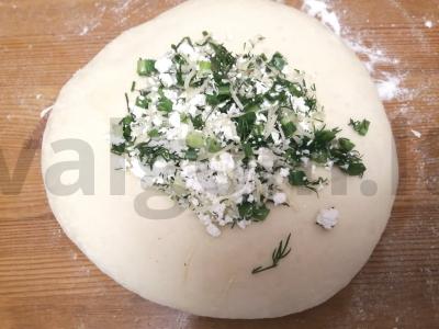 Kepamas pyragas su varškės-sūrio įdaru Žingsnis 6