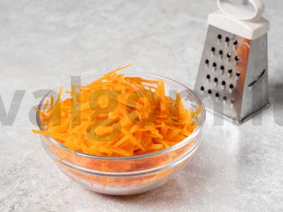Dietinės morkų kotletai Žingsnis 1