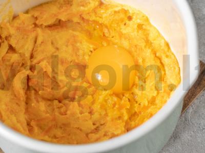 Dietinės morkų kotletai Žingsnis 7