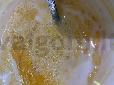 Kiaušinienė su sūriu ir prieskoniais Žingsnis 4