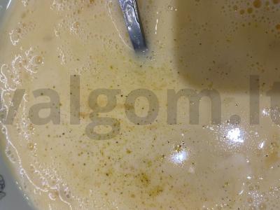 Kiaušinienė su sūriu ir prieskoniais Žingsnis 5