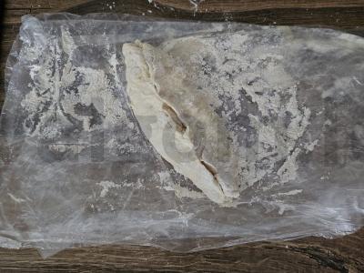 Namų pyragėliai su virtomis kiaušiniais, žolelėmis ir sūriu Žingsnis 4