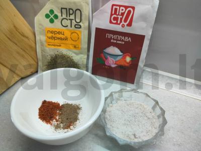 Kiaulienos kotletai su pomidorais ir svogūnais Žingsnis 5