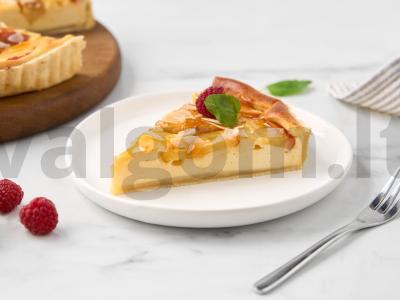 Varškė su obuoliais pagrindine nuotrauka