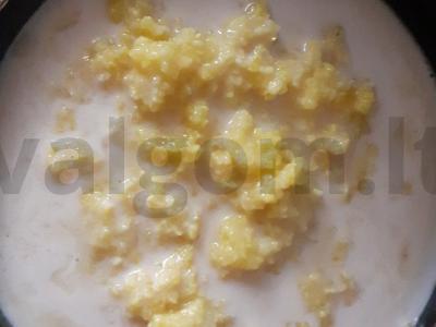 Pšenių košė su migdolų pienu ir ciberžole Žingsnis 2