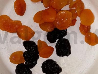 Obuolių ir džiovintų vaisių kompotas Žingsnis 1