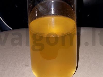 Obuolių ir džiovintų vaisių kompotas pagrindine nuotrauka