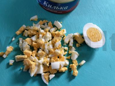 Krustingie sumuštiniai su silkėmis pomidorų padaže Žingsnis 1