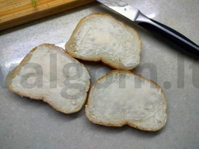 Šventiniai sumuštiniai su raudonąja ikra ir daržovėmis Žingsnis 1