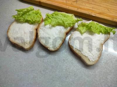 Šventiniai sumuštiniai su raudonąja ikra ir daržovėmis Žingsnis 2