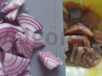 Skani silkė su krapais ir raudonuoju svogūnu Žingsnis 2