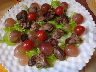 Lengvas salotas su vištienos kepenėlėmis ir vynuogėmis Žingsnis 5