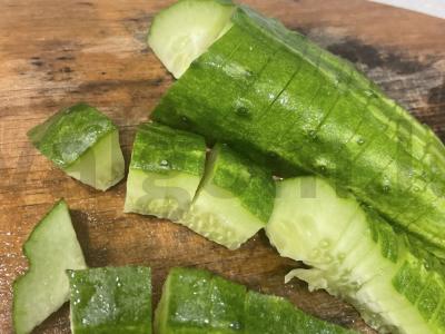 Salotas „Lengvas“ su keptais saulėgrąžų sėklomis Žingsnis 2