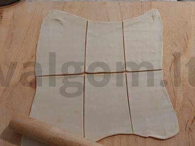 Vyniotinis su vyšniomis Žingsnis 3