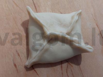 Vyniotinis su vyšniomis Žingsnis 5