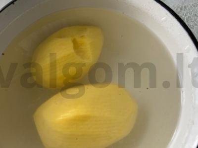 Bulviniai blynai su sviestu Žingsnis 1