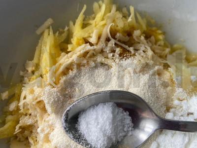 Bulviniai blynai su sviestu Žingsnis 5