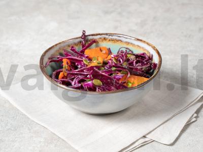 Šviežių kopūstų salotos su actu pagrindine nuotrauka