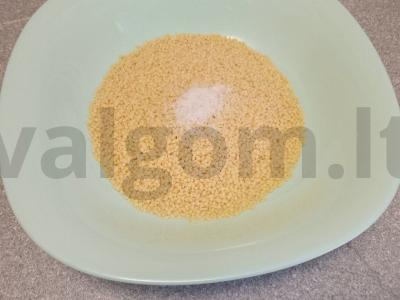 Troškinti vištienos širdelės su kuskuso garnyru Žingsnis 8