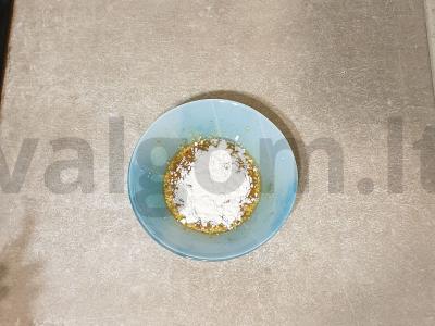 Kiaulienos šnicelis su džiūvėsėliais Žingsnis 3