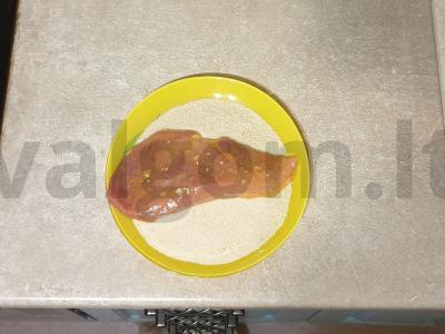 Kiaulienos šnicelis su džiūvėsėliais Žingsnis 6