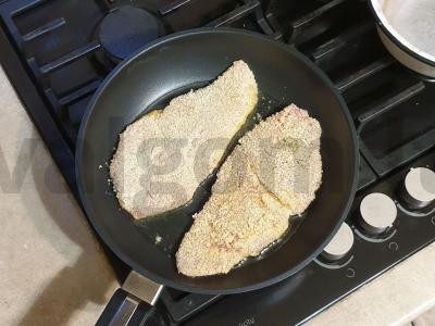 Kiaulienos šnicelis su džiūvėsėliais Žingsnis 7