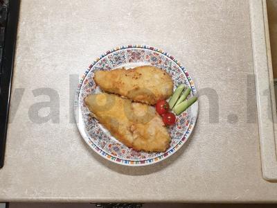 Kiaulienos šnicelis su džiūvėsėliais pagrindine nuotrauka