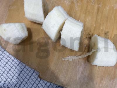 Bananai karamelėje „Stikliukas“ Žingsnis 1