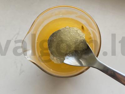 Karštas šaltalankių-imbiro gėrimas „Šildykis“ Žingsnis 5