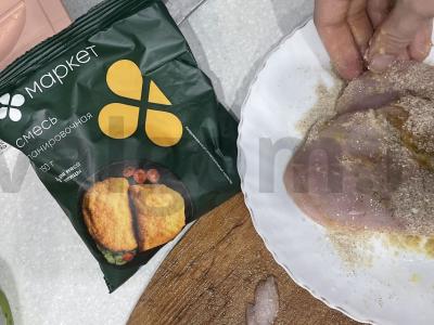 Vištienos kotletai džiūvėsėliuose keptuvėje Žingsnis 6