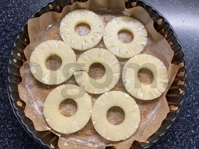 Apverstas pyragas su ananasais Žingsnis 5