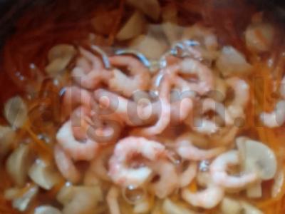 Funchosa su krevetėmis ir grybais Žingsnis 11