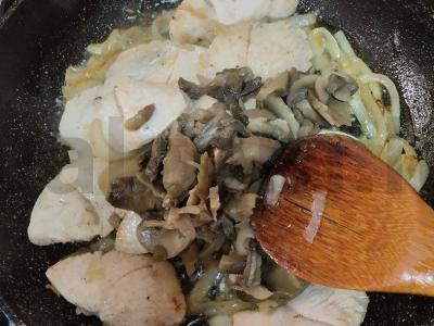 Indėnų troškinys su grybais ir kečupu Žingsnis 6