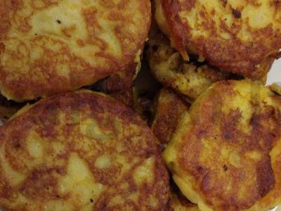 Skaniausi žirnių ir daržovių kotletai pagrindine nuotrauka