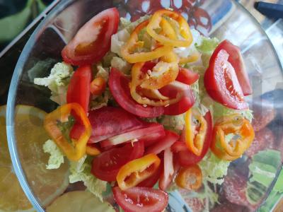 Salotas su čederio sūriu ir Pekino kopūstu Žingsnis 4