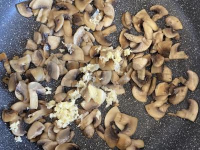 Kreminiai grybų padažu „Švelnus patiekalas“ Žingsnis 3