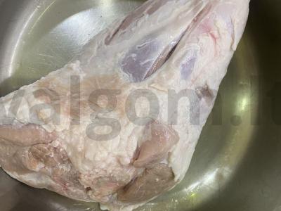 Daržovių sriuba su kiauliena ant kaulo ir baklažanais Žingsnis 1