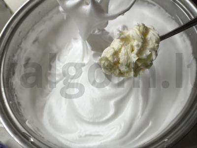 Suflė tortui „Paukščių pienas“ Žingsnis 6