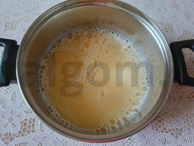 Blynai ant pieno išrūgų iš varškės tešlos Žingsnis 2