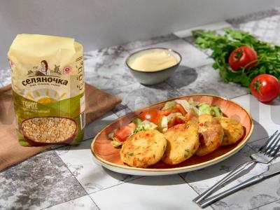 Vegetariškos kotletai iš smulkinto žirnio pagrindine nuotrauka